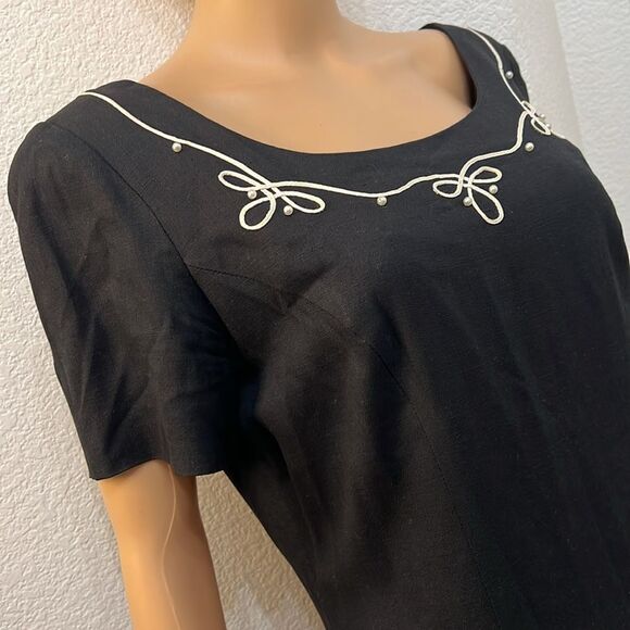 Santa Fe Dress by Jim Tremblay Size 10 Scoop Neck Short Sleeve Pearls Trim Midi - Picture 3 of 10